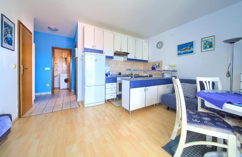 Apartment Henrik - image 30