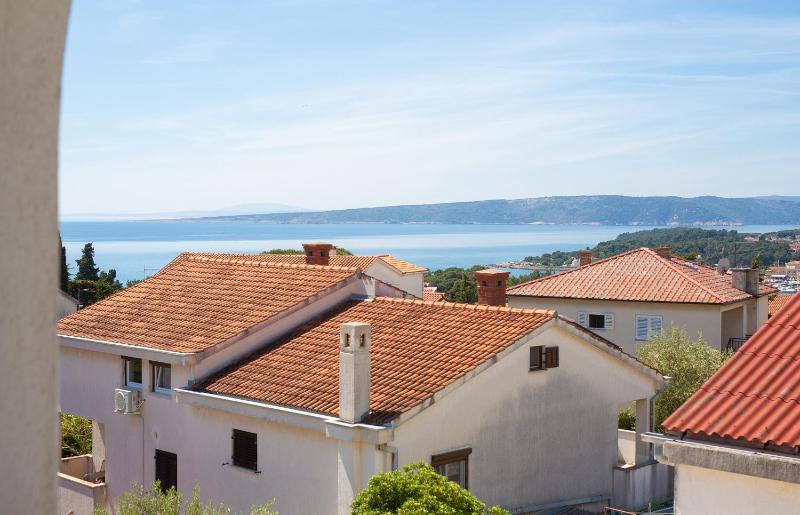 Apartment with Balcony image 2
