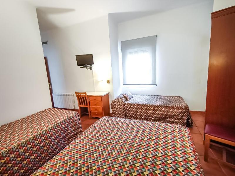 Triple Room image 3