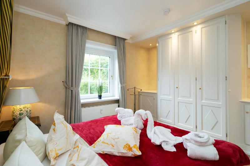 Deluxe Suite image 4