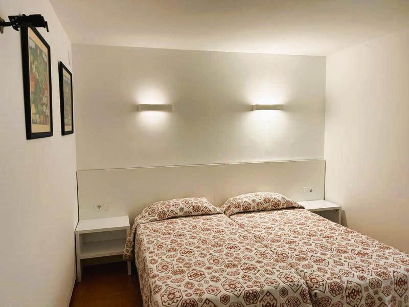 Private Apartments Cala Canyelles - image 31