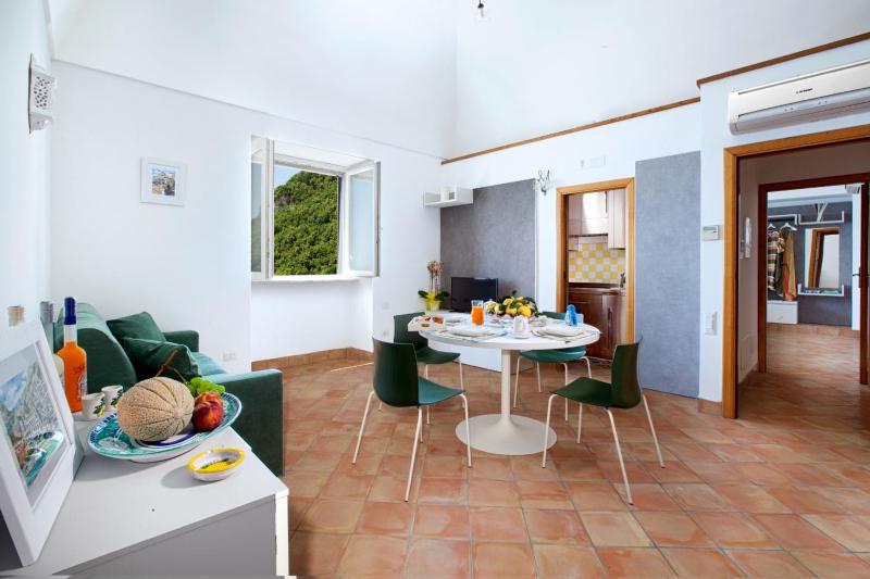 Estate4home - La casa di Lia - image 14