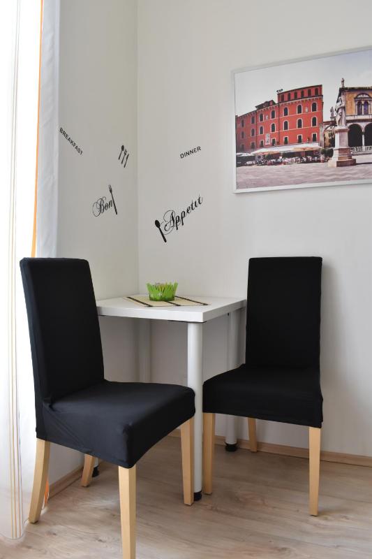 Apartments Verona Karlovy Vary - image 9