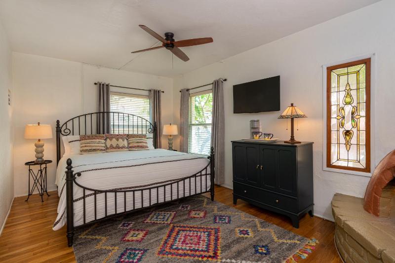Adobe Rose Inn - image 38