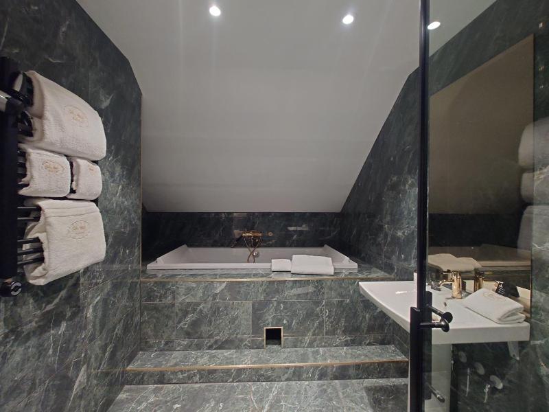 Junior Suite image 3