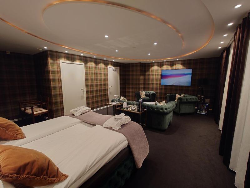 Junior Suite image 4