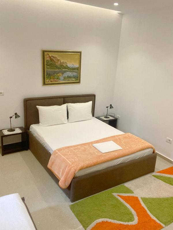 Deluxe Double Room image 4