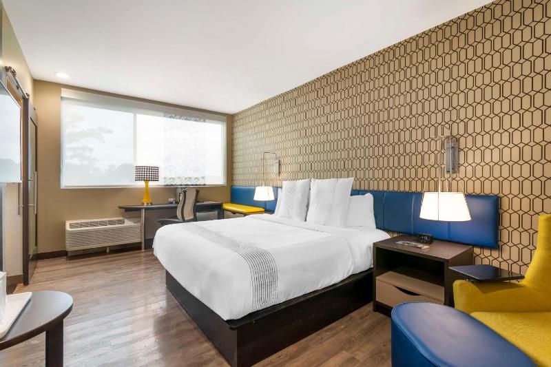 GLo Best Western Pooler - Savannah Airport Hotel - image 18