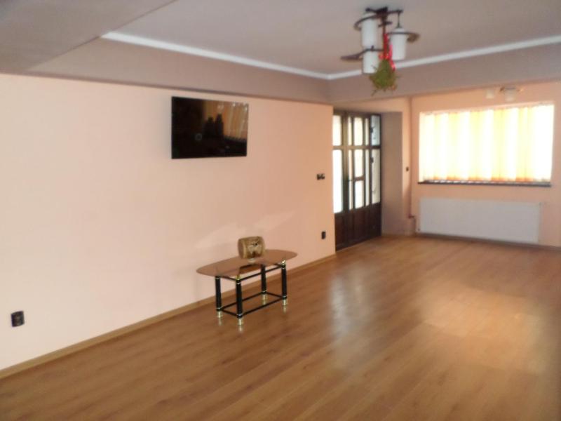 Double Room image 3