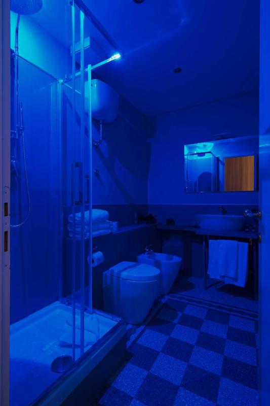 Quadruple Room image 3