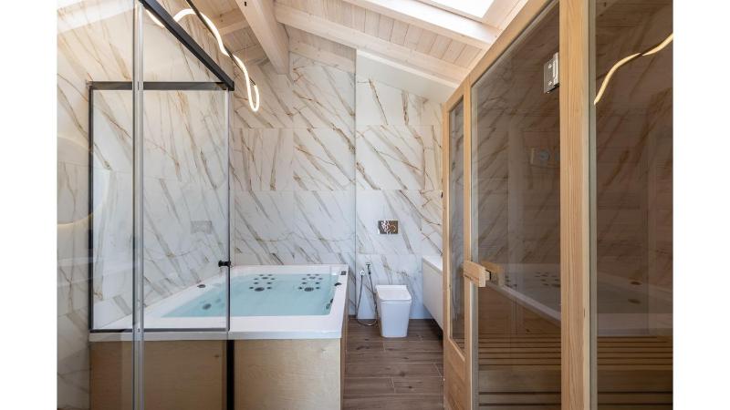 Salina SPA Villas - with PRIVATE HEATED ECO-POOL SAUNA & JACCUZI HOT TUB - image 44