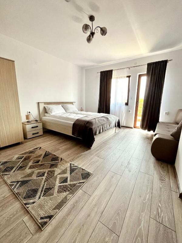 Superior Triple Room image 1