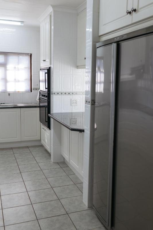Nahoon Beach Villas Self Catering Apartments - image 6