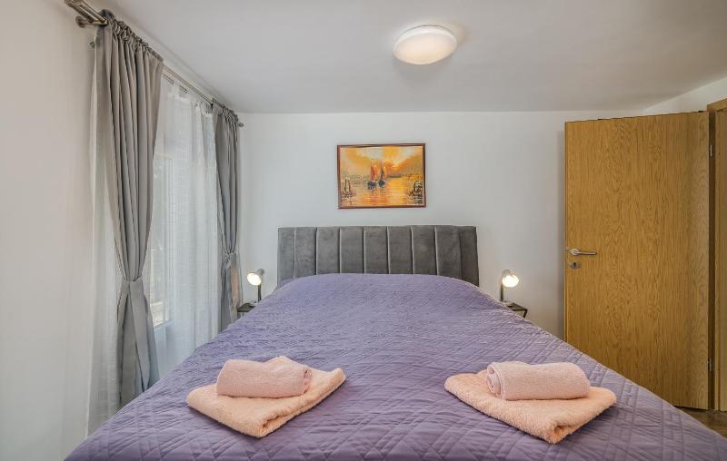 Apartment - Ground Floor - Disability Access image 3