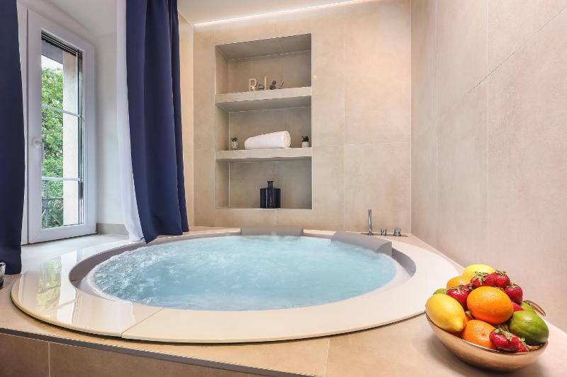 Ribica Luxury Rooms - image 14