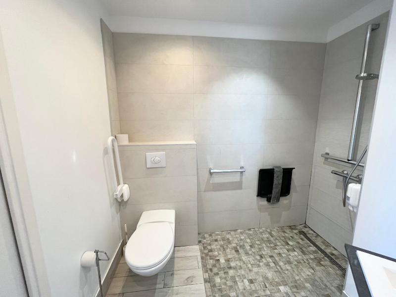 Double Room - Disability Access image 3