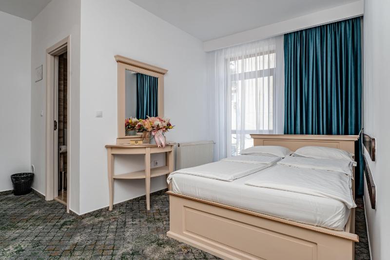 Hotel Rin - image 2