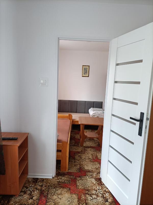 Quadruple Room with Private Bathroom image 1