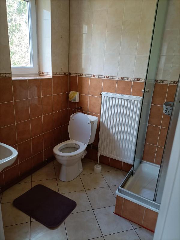 Quadruple Room with Private Bathroom image 2