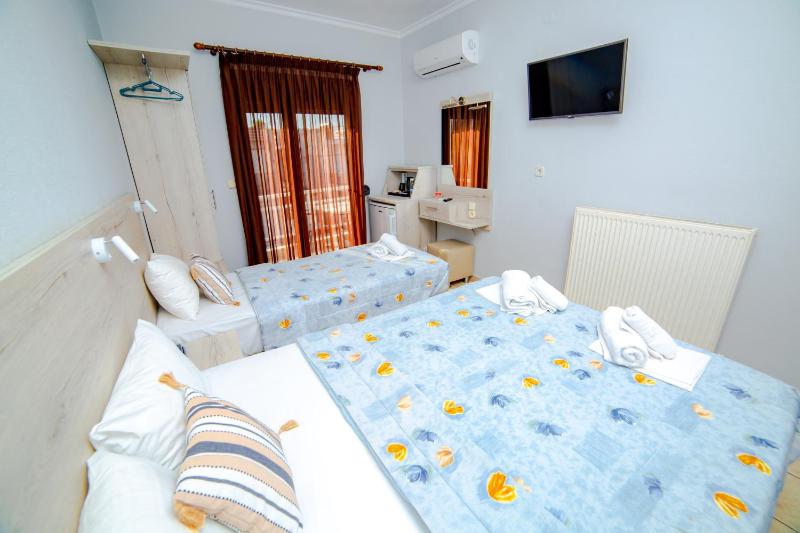 Triple Room image 4