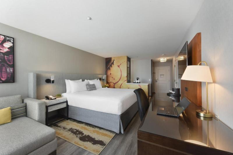 Standard Room image 1