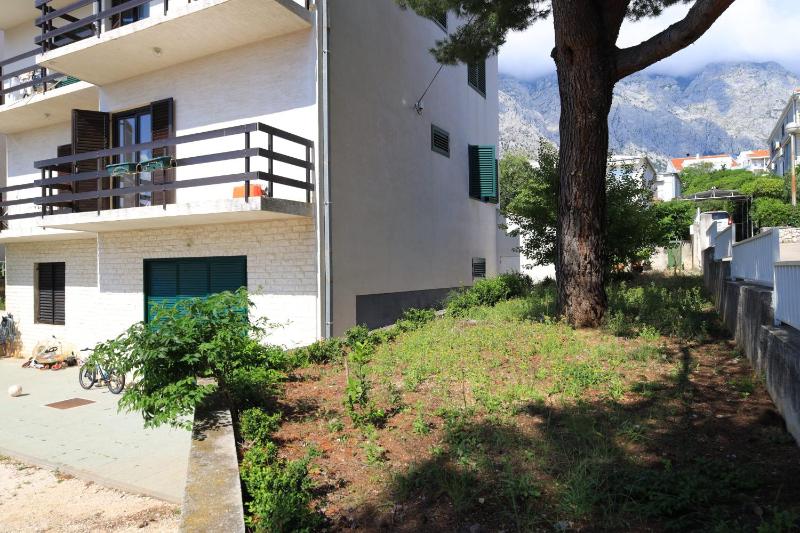 Apartments with parking space Baska Voda Makarska - 21337 - image 21