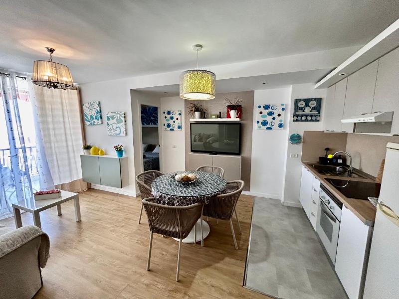 Delicious Los CristianosAchacay2bdr 2bathr Beach close wifi free - image 29