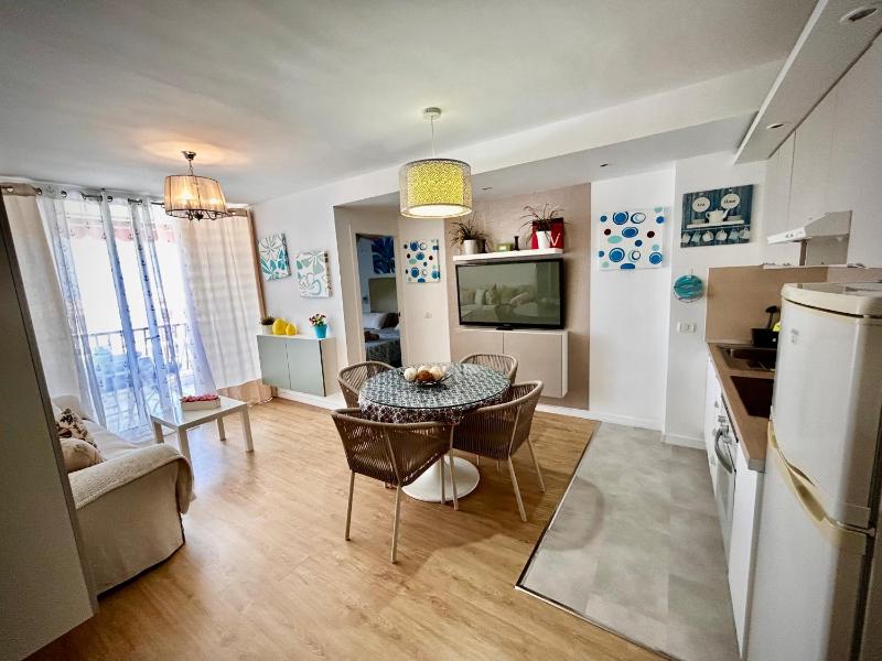 Delicious Los CristianosAchacay2bdr 2bathr Beach close wifi free - image 34