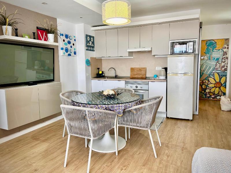 Delicious Los CristianosAchacay2bdr 2bathr Beach close wifi free - image 27