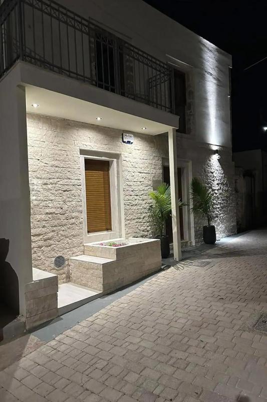 ELVIRA LUXURY APT Images