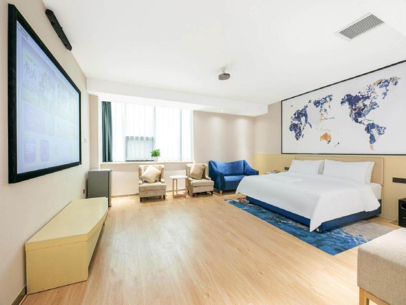 Digital Double Room image 1