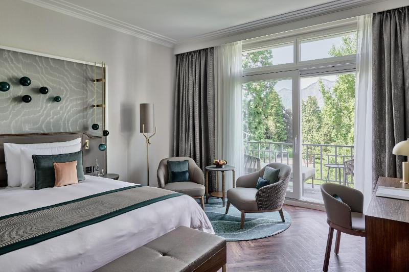 Deluxe Double Room image 1
