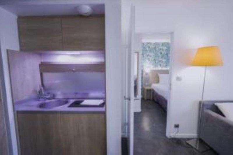 Apartment with King Bed and Sofa Bed - Non-Smoking image 4
