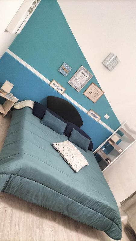 Large Double Room image 3