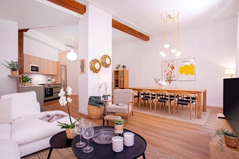Apartment image 3