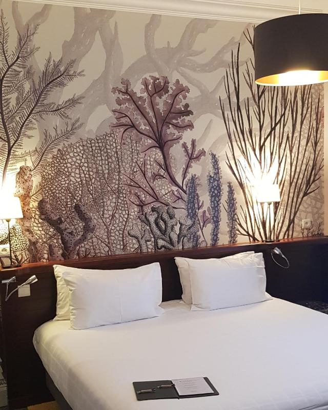 Garden Side Double Room image 4