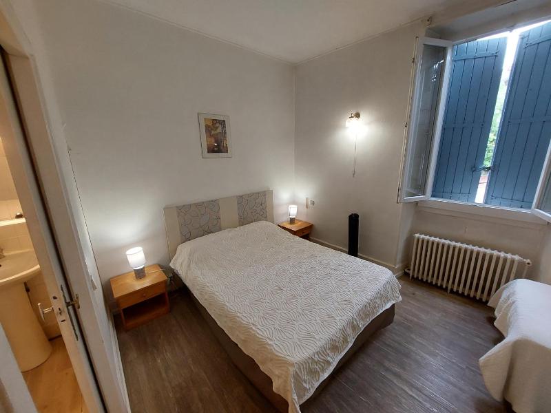 Family Room image 1