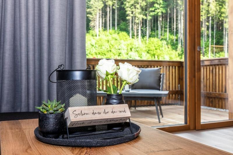 Junior Suite with Balcony image 3