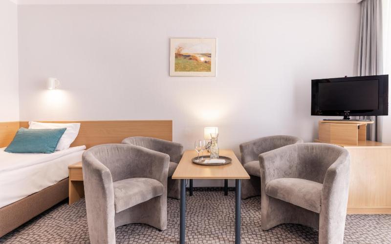 Quadruple Room image 4