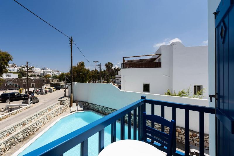 Double or Twin Room with Pool View image 3