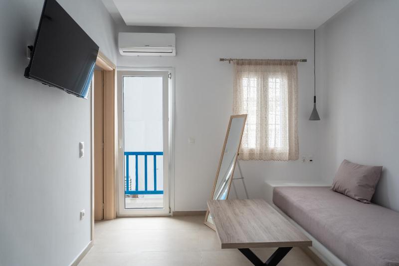 Apartment with Balcony image 3