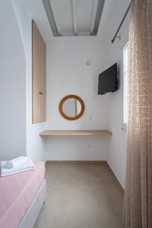 Apartment with Balcony image 2