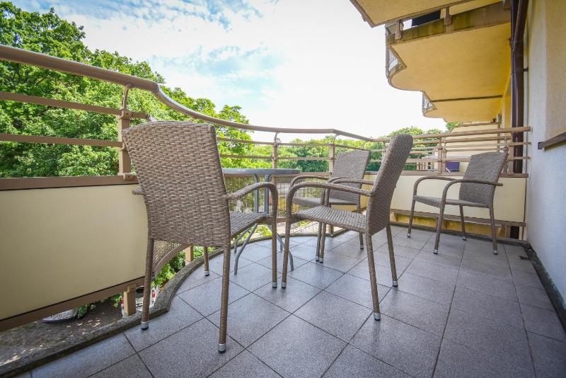 Apartamenty na Wyspie - Zdrojowa 18 - Apartament z sypialnią - Parking - image 5