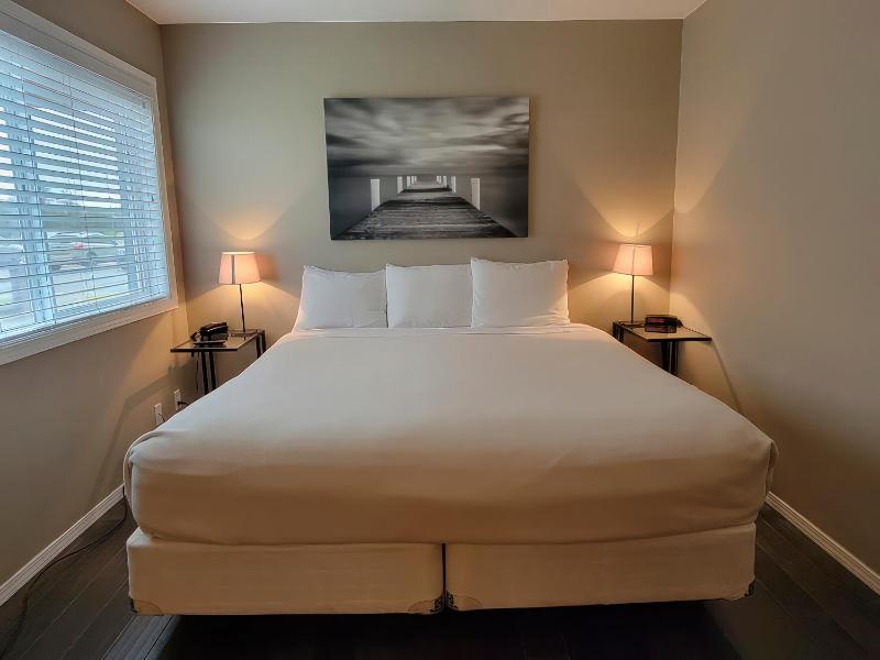 	1st Floor Deluxe Condo - Dunes View (Non Pet Friendly) image 4