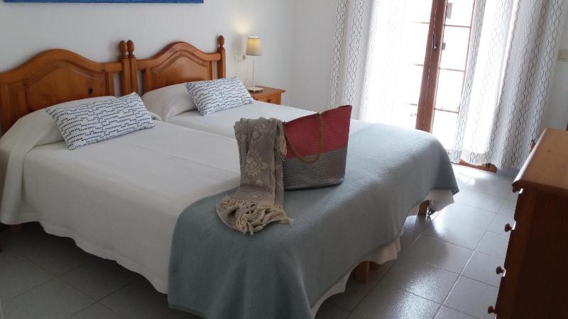 Standard One-Bedroom Apartment image 1