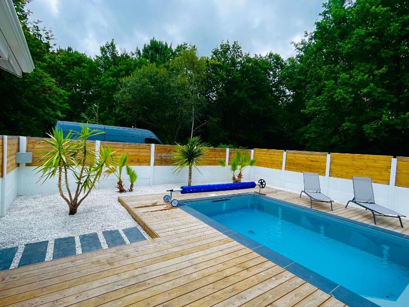 Maison à biscarrosse avec piscine et jacuzzi Images