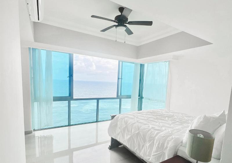 Exclusive 3 BDR Gym & Pool SeaView Luxury Tower - image 8