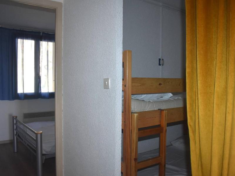 Apartment (6 Adults) image 4