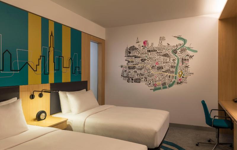 Aloft Room, Guest room,  Twin/Single Bed(s), City view image 1