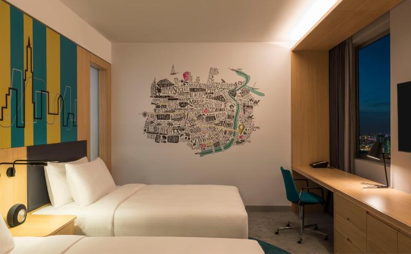 Aloft Room, Guest room,  Twin/Single Bed(s), City view image 3
